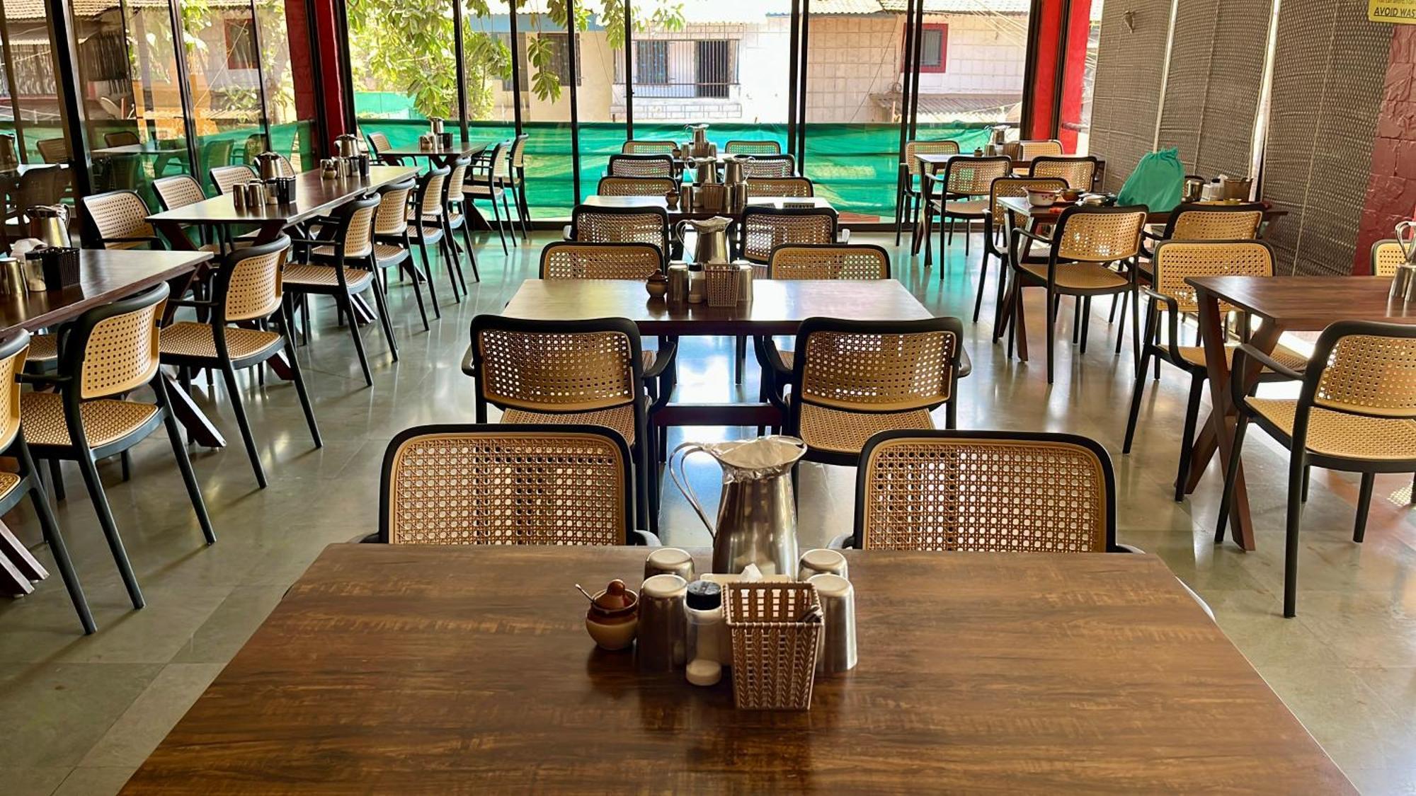 Girivihar Holiday Club - Pure Veg Lonavala Bagian luar foto